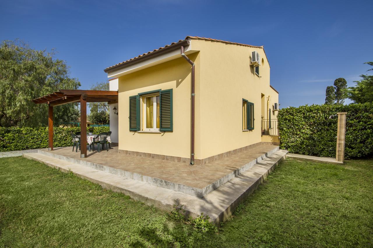 Case Vacanze Paradise Beach Vicino Cefalu Piscina Aperta Campofelice Di Roccella Bagian luar foto