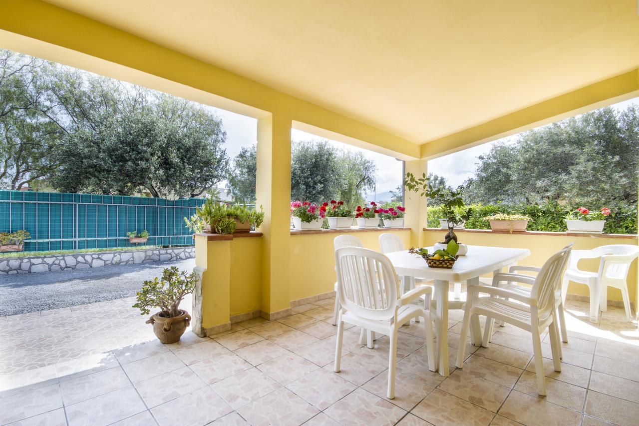 Case Vacanze Paradise Beach Vicino Cefalu Piscina Aperta Campofelice Di Roccella Bagian luar foto