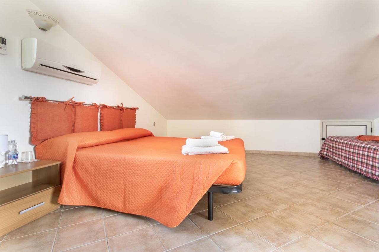 Case Vacanze Paradise Beach Vicino Cefalu Piscina Aperta Campofelice Di Roccella Bagian luar foto