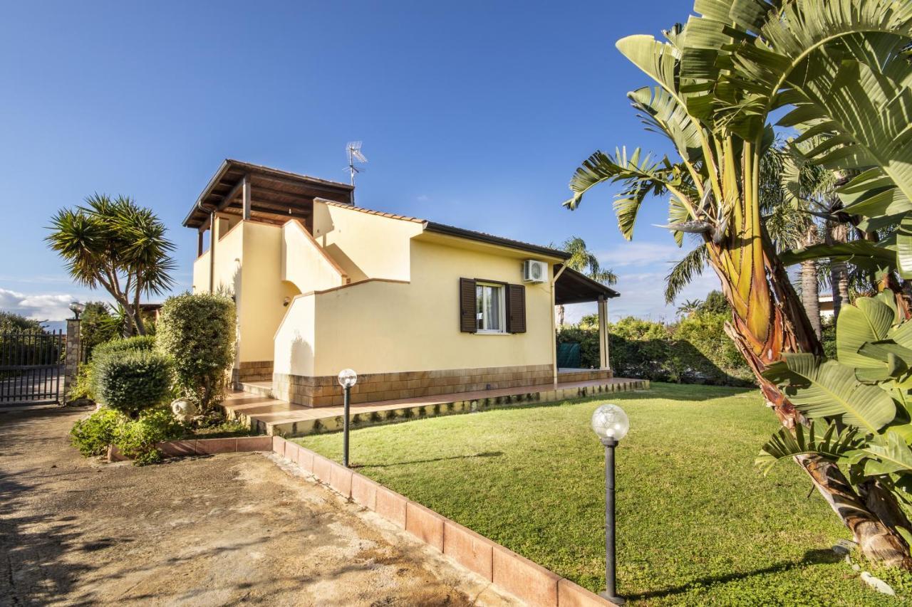 Case Vacanze Paradise Beach Vicino Cefalu Piscina Aperta Campofelice Di Roccella Bagian luar foto